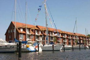 Отель Lagunenstadt Ueckermünde  Иккермюнде